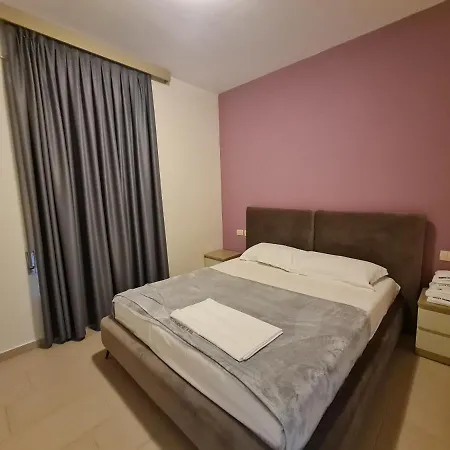 Amara Lägenhet Vlorë